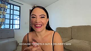 ฉาก#1 สำหรับวิดีโอ: Big tits bouncing as I tip my delivery guy well