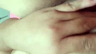 Scéna#8 pro video: Wet and wild solo session with a horny newbie