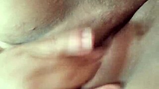 Scéna#10 pro video: Wet and wild solo session with a horny newbie
