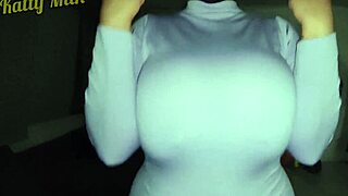Scéna#6 pro video: Enjoying my ample bosom prior to intense intercour...